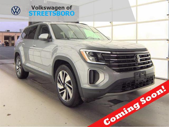 Photo of 2024 Gray Volkswagen Atlas