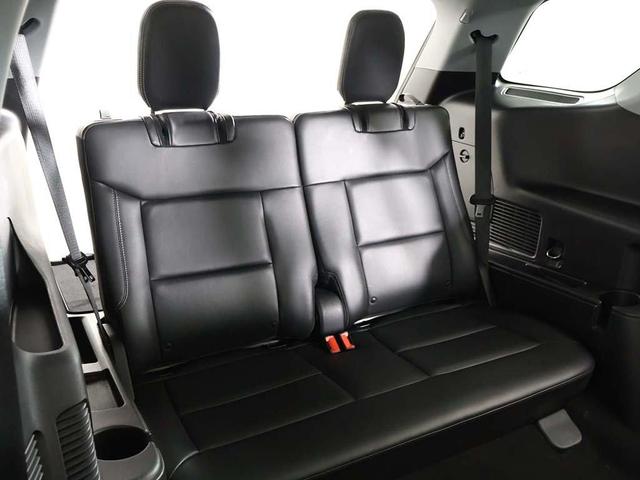 Photo of 2022 Agate Black Metallic Ford Explorer