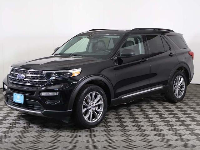 Photo of 2022 Agate Black Metallic Ford Explorer