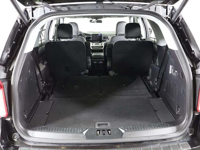Photo of 2022 Agate Black Metallic Ford Explorer