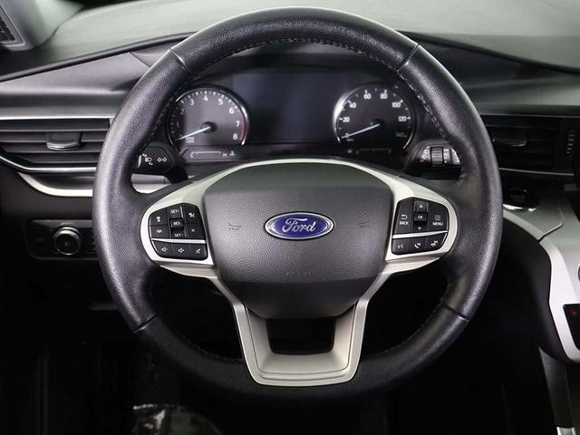 Photo of 2022 Agate Black Metallic Ford Explorer