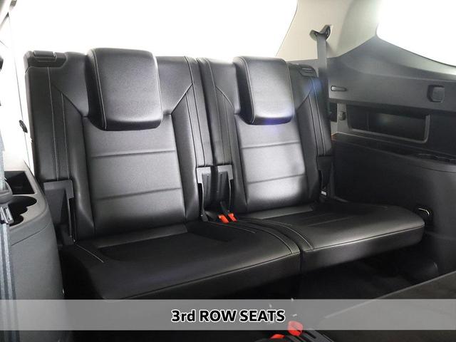 Photo of 2023 Pyrite Silver Metallic Volkswagen Atlas