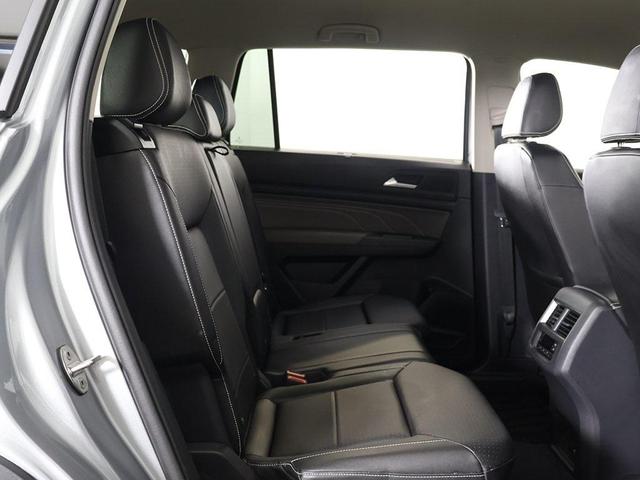 Photo of 2023 Pyrite Silver Metallic Volkswagen Atlas