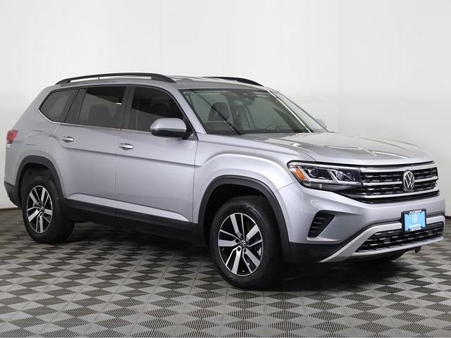 Photo of 2023 Pyrite Silver Metallic Volkswagen Atlas