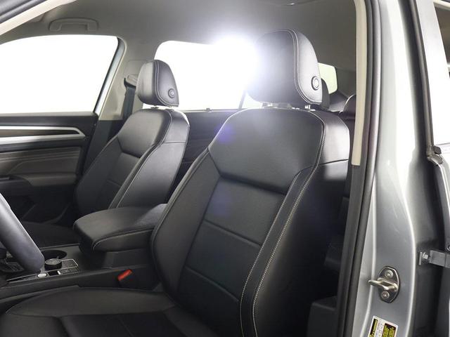 Photo of 2023 Pyrite Silver Metallic Volkswagen Atlas