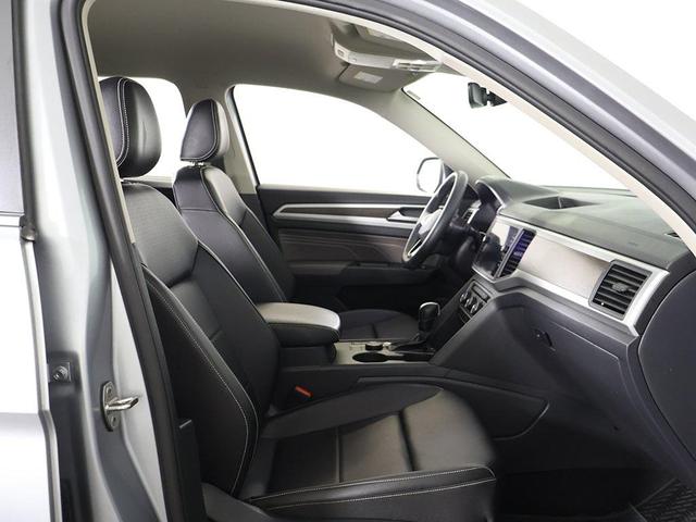 Photo of 2023 Pyrite Silver Metallic Volkswagen Atlas