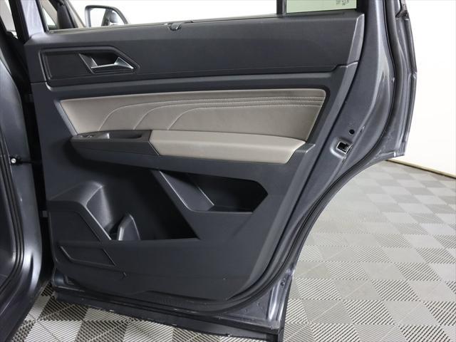 Photo of 2022 Platinum Gray Metallic Volkswagen Atlas