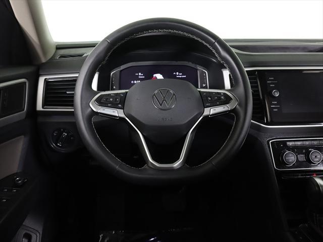 Photo of 2022 Platinum Gray Metallic Volkswagen Atlas