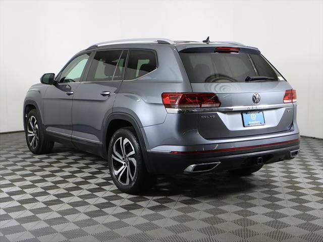 Photo of 2022 Platinum Gray Metallic Volkswagen Atlas