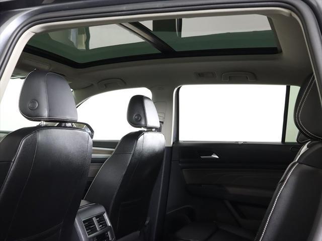 Photo of 2022 Platinum Gray Metallic Volkswagen Atlas