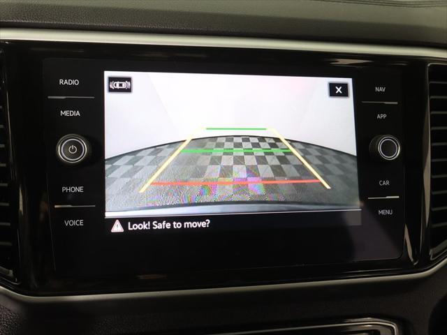 Photo of 2022 Platinum Gray Metallic Volkswagen Atlas