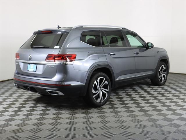 Photo of 2022 Platinum Gray Metallic Volkswagen Atlas