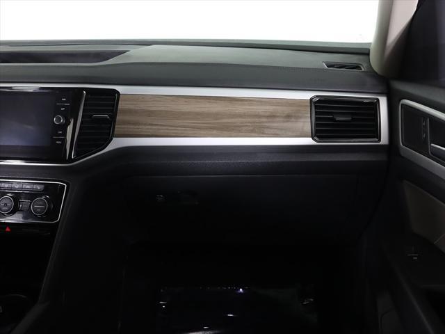 Photo of 2022 Platinum Gray Metallic Volkswagen Atlas