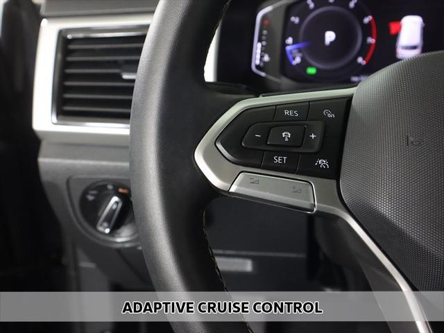 Photo of 2022 Platinum Gray Metallic Volkswagen Atlas
