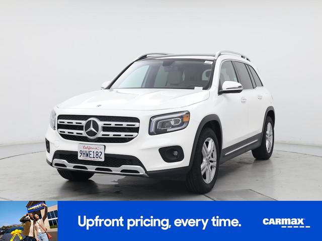 Photo of 2023 White Mercedes-Benz GLB 250
