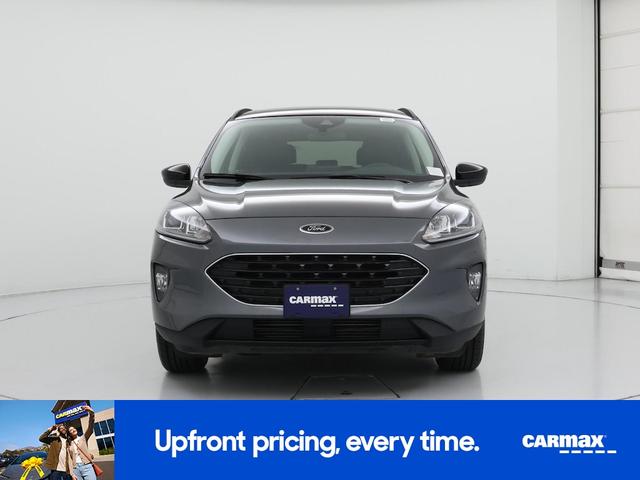 Photo of 2022 Gray Ford Escape