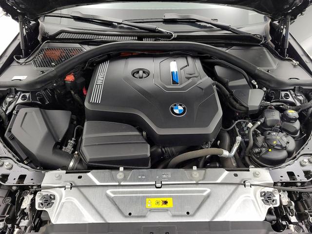 Photo of 2023 Black BMW 330e