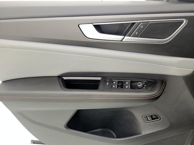 Photo of 2025 White Volkswagen Atlas