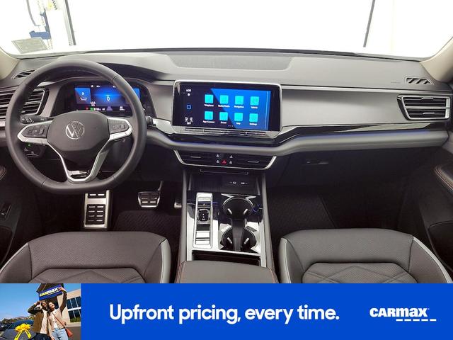Photo of 2025 White Volkswagen Atlas