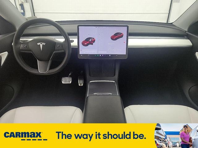 Photo of 2021 Red Tesla Model Y