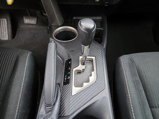 Photo of 2015 Silver Toyota RAV4