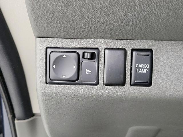 Photo of 2016 Gray Nissan Frontier