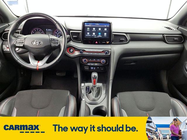 2019 Hyundai Veloster