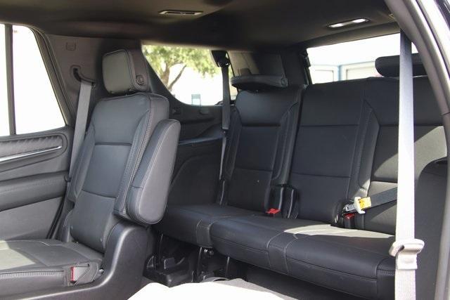 Photo of 2023 Midnight Blue Metallic GMC Yukon