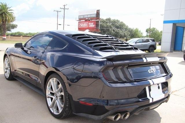 Photo of 2021 Black Ford Mustang