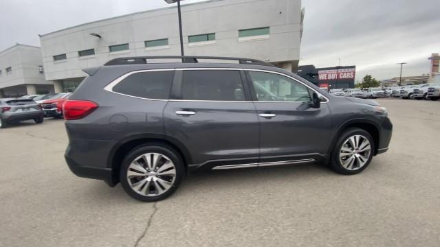 Photo of 2022 Magnetite Gray Metallic Subaru Ascent