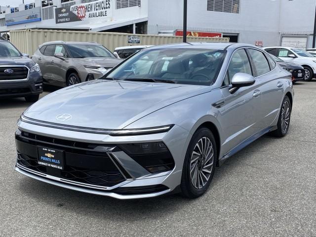 2024 Hyundai Sonata Hybrid
