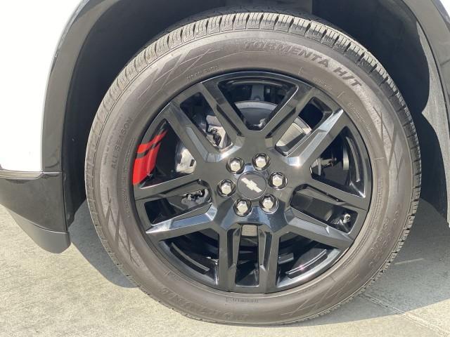 Photo of 2021 Summit White Chevrolet Traverse