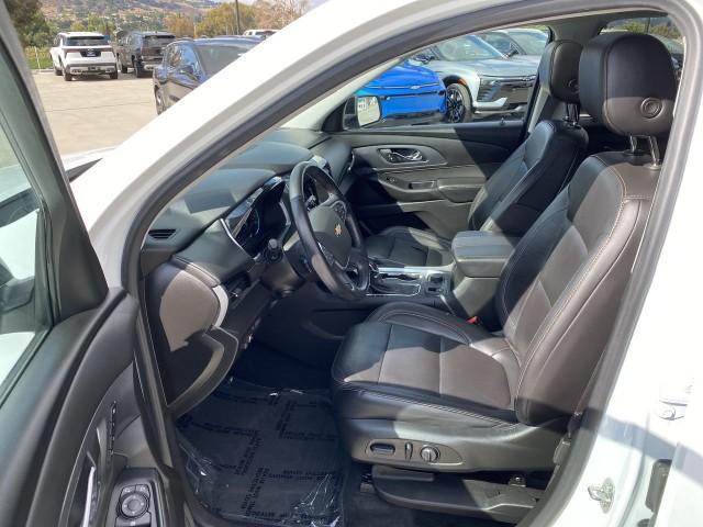 Photo of 2021 Summit White Chevrolet Traverse
