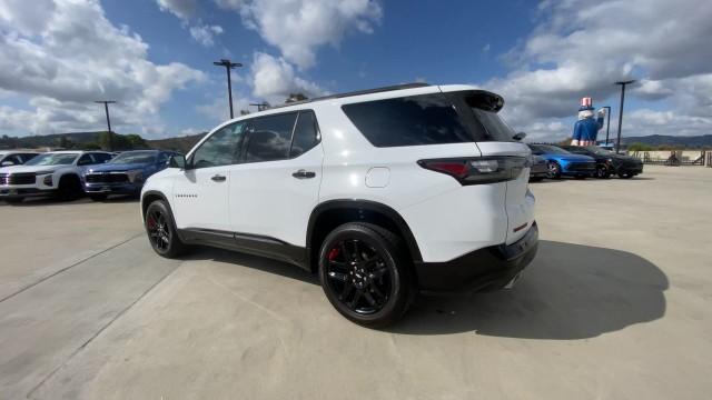 Photo of 2021 Summit White Chevrolet Traverse