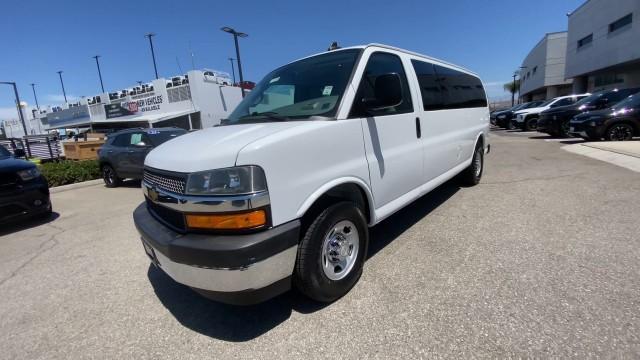 Photo of 2020 Summit White Chevrolet Express 3500