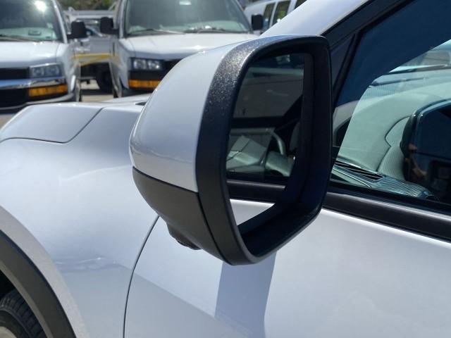 Photo of 2025 Summit White Chevrolet Equinox