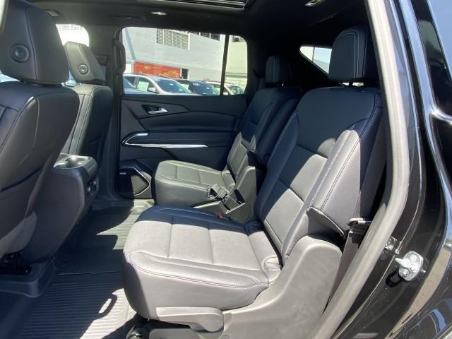 Photo of 2026 Mosaic Black Metallic Chevrolet Traverse