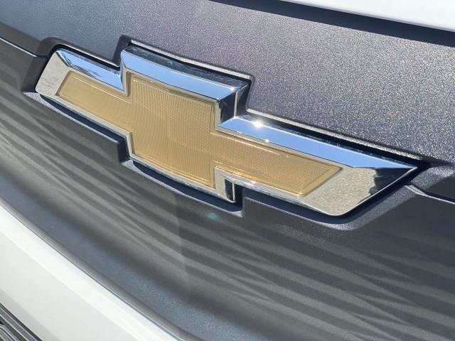 Photo of 2024 Summit White Chevrolet Silverado EV