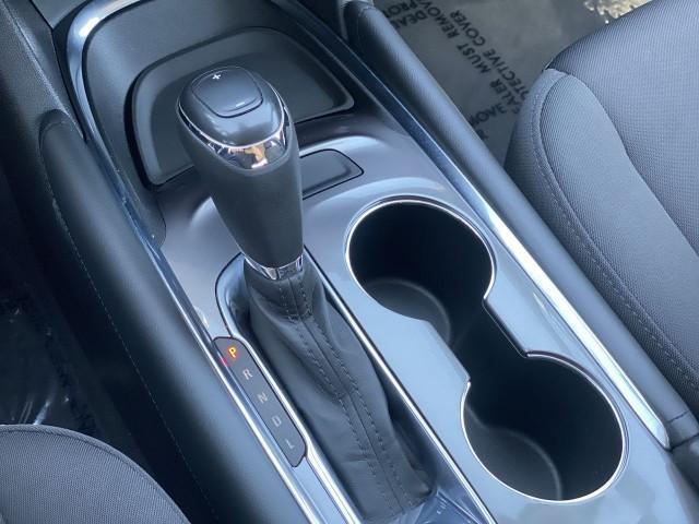 Photo of 2018 Summit White Chevrolet Malibu