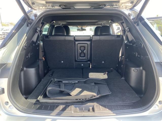 Photo of 2023 Alloy Silver Metallic Mitsubishi Outlander