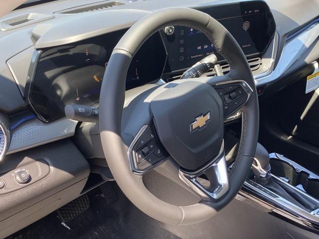 Photo of 2025 Mosaic Black Metallic Chevrolet Trax