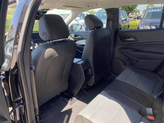 Photo of 2025 Mosaic Black Metallic Chevrolet Trax