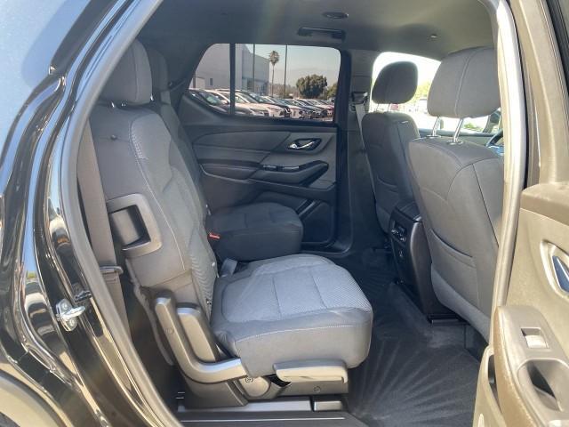 Photo of 2022 Mosaic Black Metallic Chevrolet Traverse