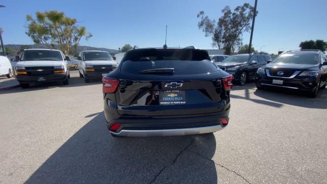 Photo of 2025 Mosaic Black Metallic Chevrolet Trax