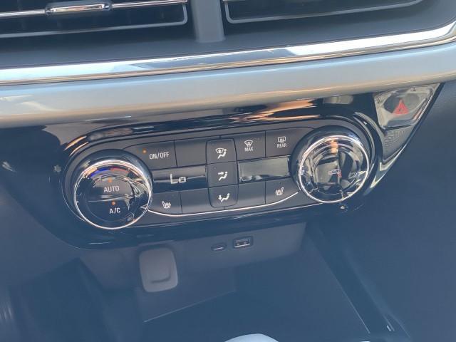 Photo of 2025 Mosaic Black Metallic Chevrolet Trax
