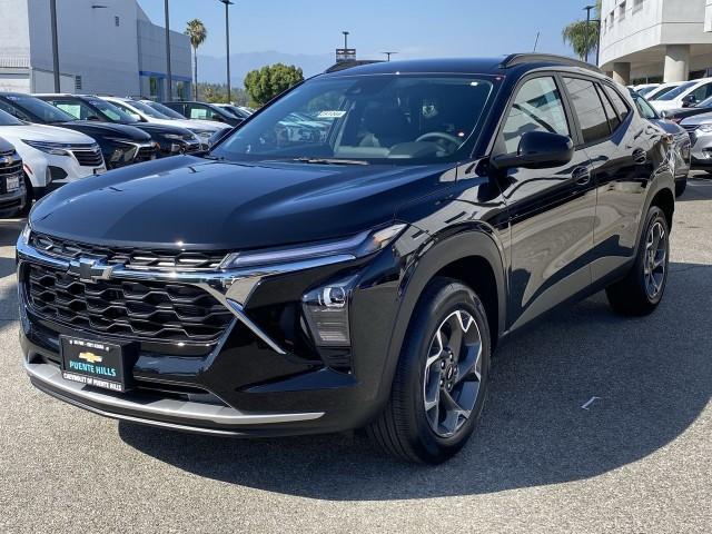 Photo of 2025 Mosaic Black Metallic Chevrolet Trax