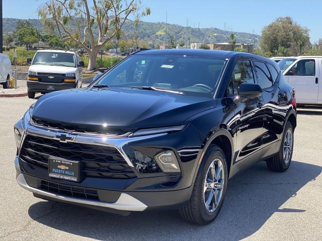 Photo of 2025 Black Chevrolet Blazer