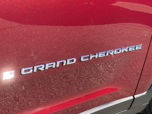 Photo of 2024 Velvet Red Pearlcoat Jeep Grand Cherokee 4xe