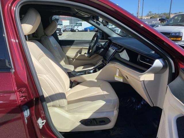 Photo of 2024 Velvet Red Pearlcoat Jeep Grand Cherokee 4xe