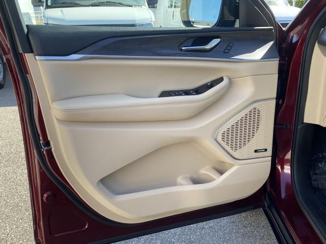 Photo of 2024 Velvet Red Pearlcoat Jeep Grand Cherokee 4xe